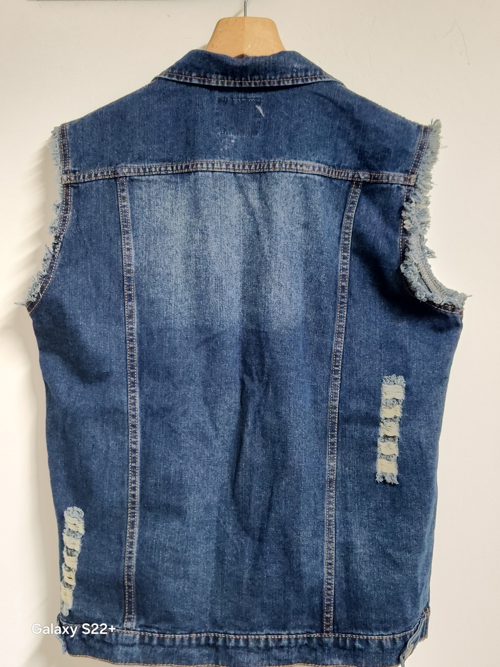Fashion  Distressed Ripped Denim Vest Biker/Cowboy Vintage  Style Size  M .  C14 - Picture 3 of 13